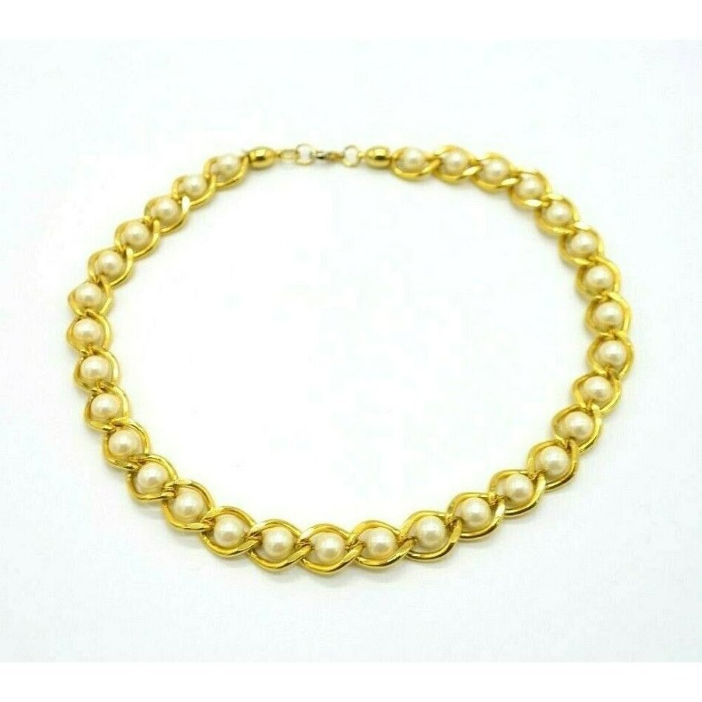 Gold Tone Interlocking Faux Pearl High End Chain Link Necklace 18" (B)